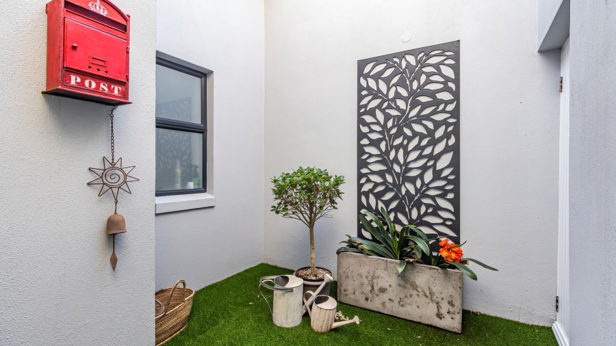 4 Bedroom Property for Sale in Oubaai Western Cape